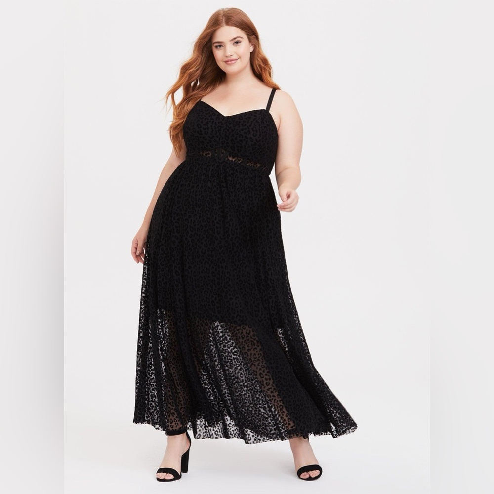 Torrid Special Occasion Deep Black Flocked Leopard Mesh Maxi Dress Sz 5